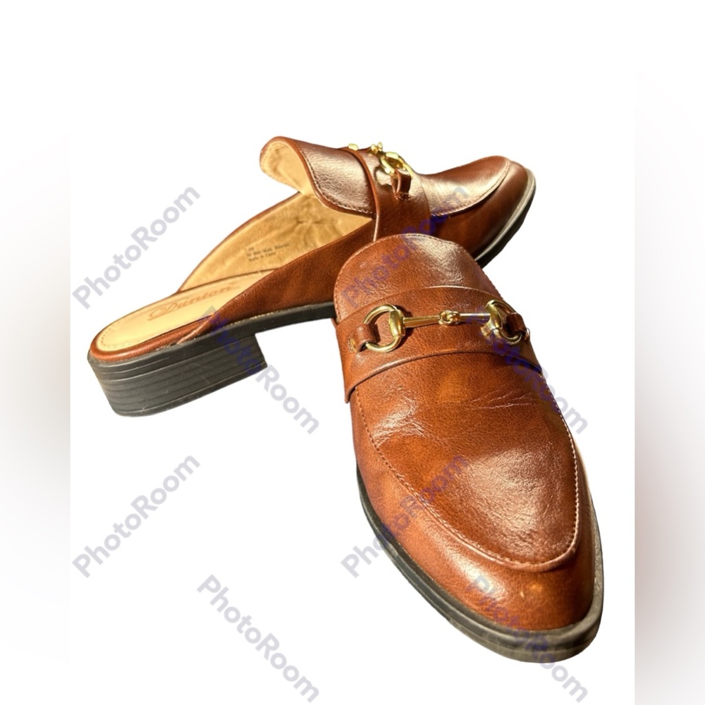 NWOT - Dunion‎ muled loafers Size 7 1/2M